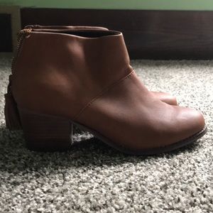 TOMS ankle booties